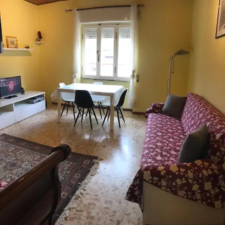 Al Campanile Centro Storico Ampio Luminoso E Panoramico Trilocale * Carsoli