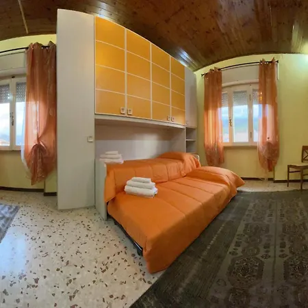 Al Campanile Centro Storico Ampio Luminoso E Panoramico Trilocale *