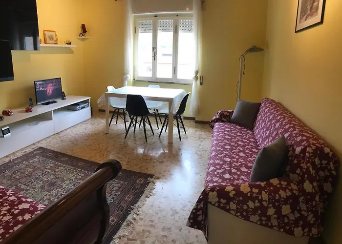 Al Campanile Centro Storico Ampio Luminoso E Panoramico Trilocale * Carsoli