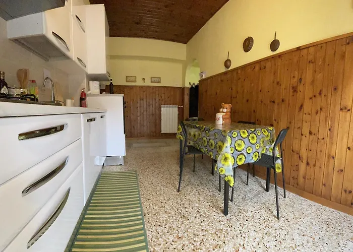 Al Campanile Centro Storico Ampio Luminoso E Panoramico Trilocale Tatil Evi Carsoli