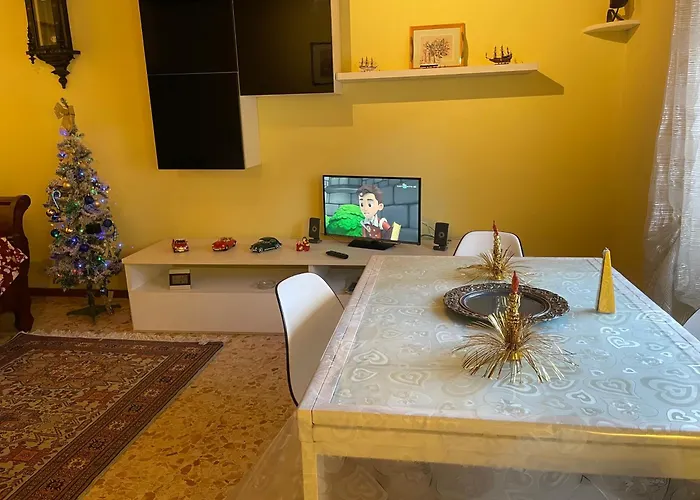 Al Campanile Centro Storico Ampio Luminoso E Panoramico Trilocale Tatil Evi