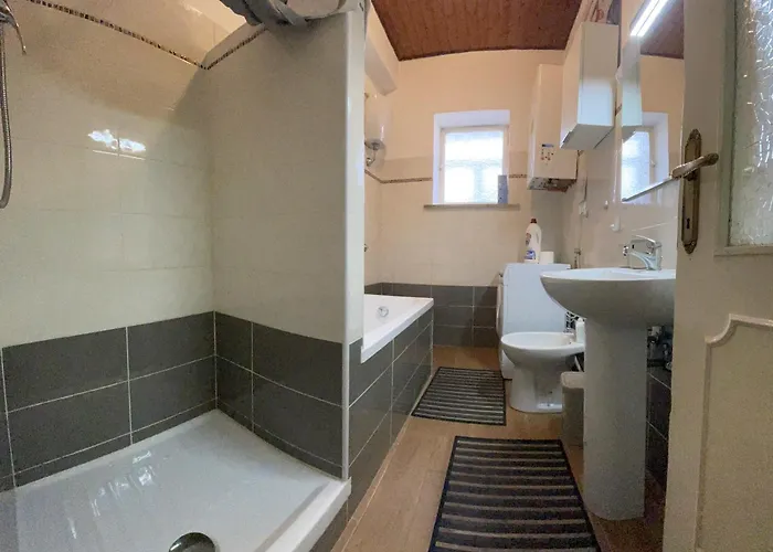 Al Campanile Centro Storico Ampio Luminoso E Panoramico Trilocale Nyaraló